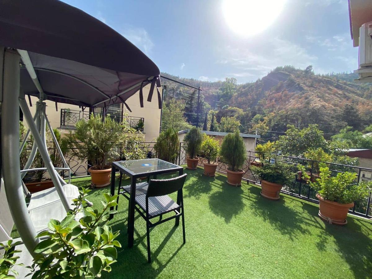 Brand New Apartment With Terrace Tbilisi Exterior foto