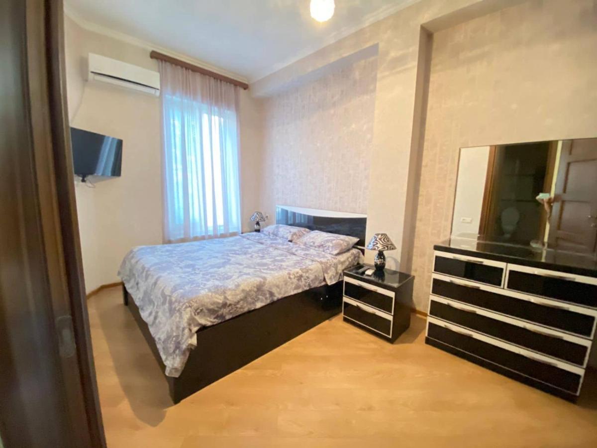 Brand New Apartment With Terrace Tbilisi Exterior foto