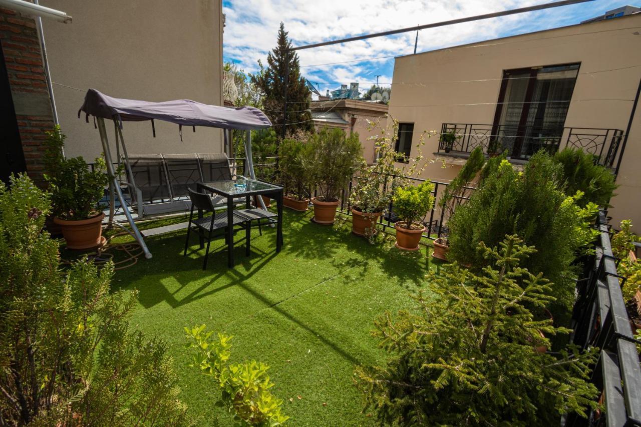 Brand New Apartment With Terrace Tbilisi Exterior foto