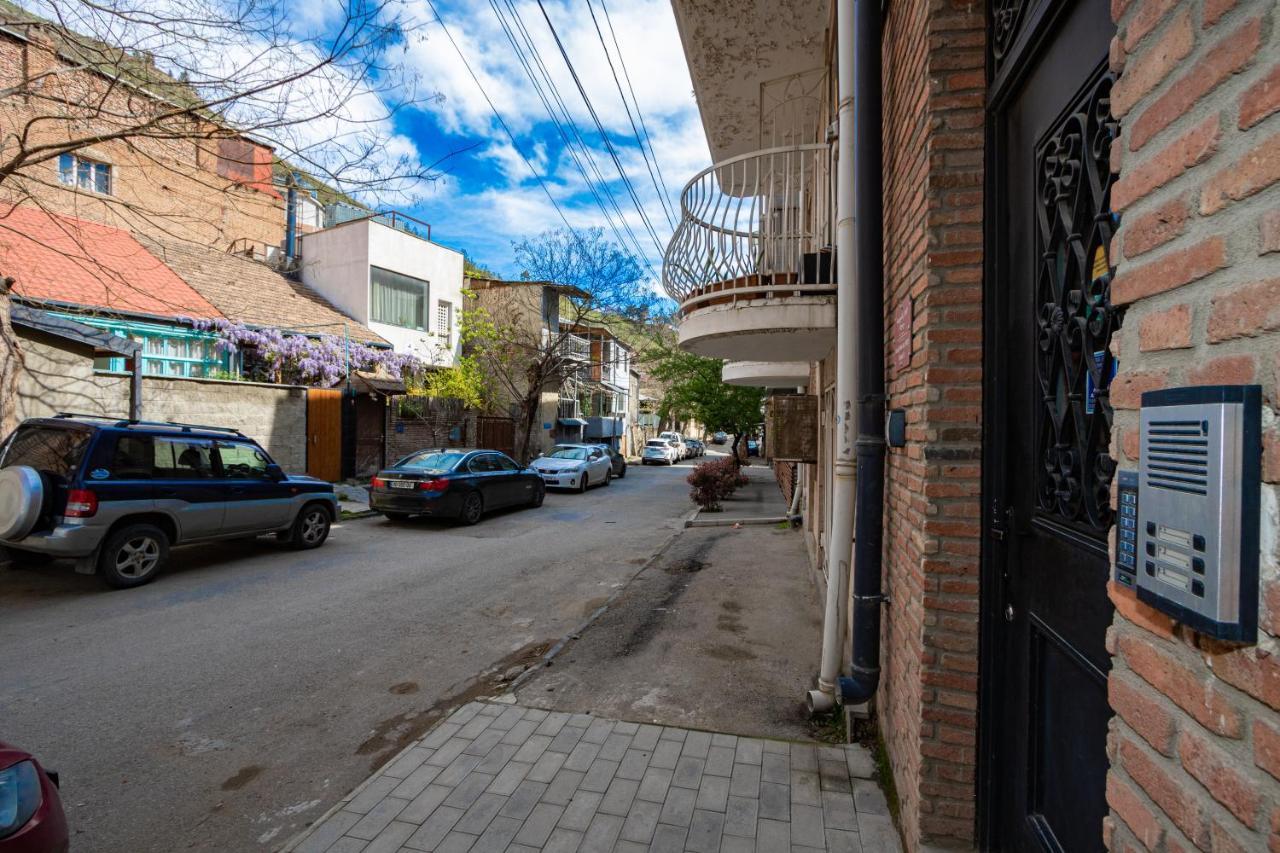 Brand New Apartment With Terrace Tbilisi Exterior foto
