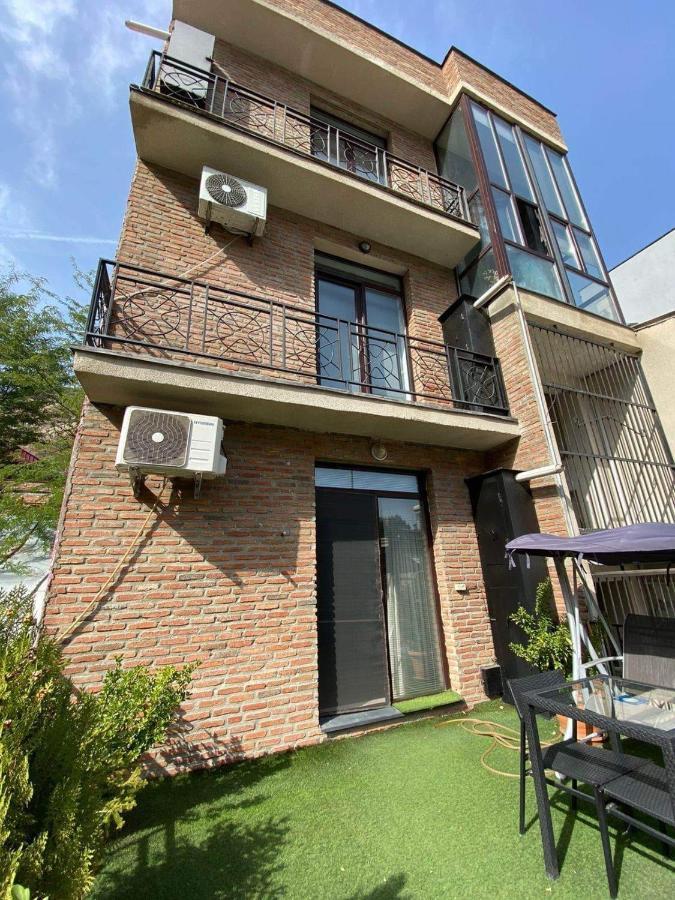 Brand New Apartment With Terrace Tbilisi Exterior foto