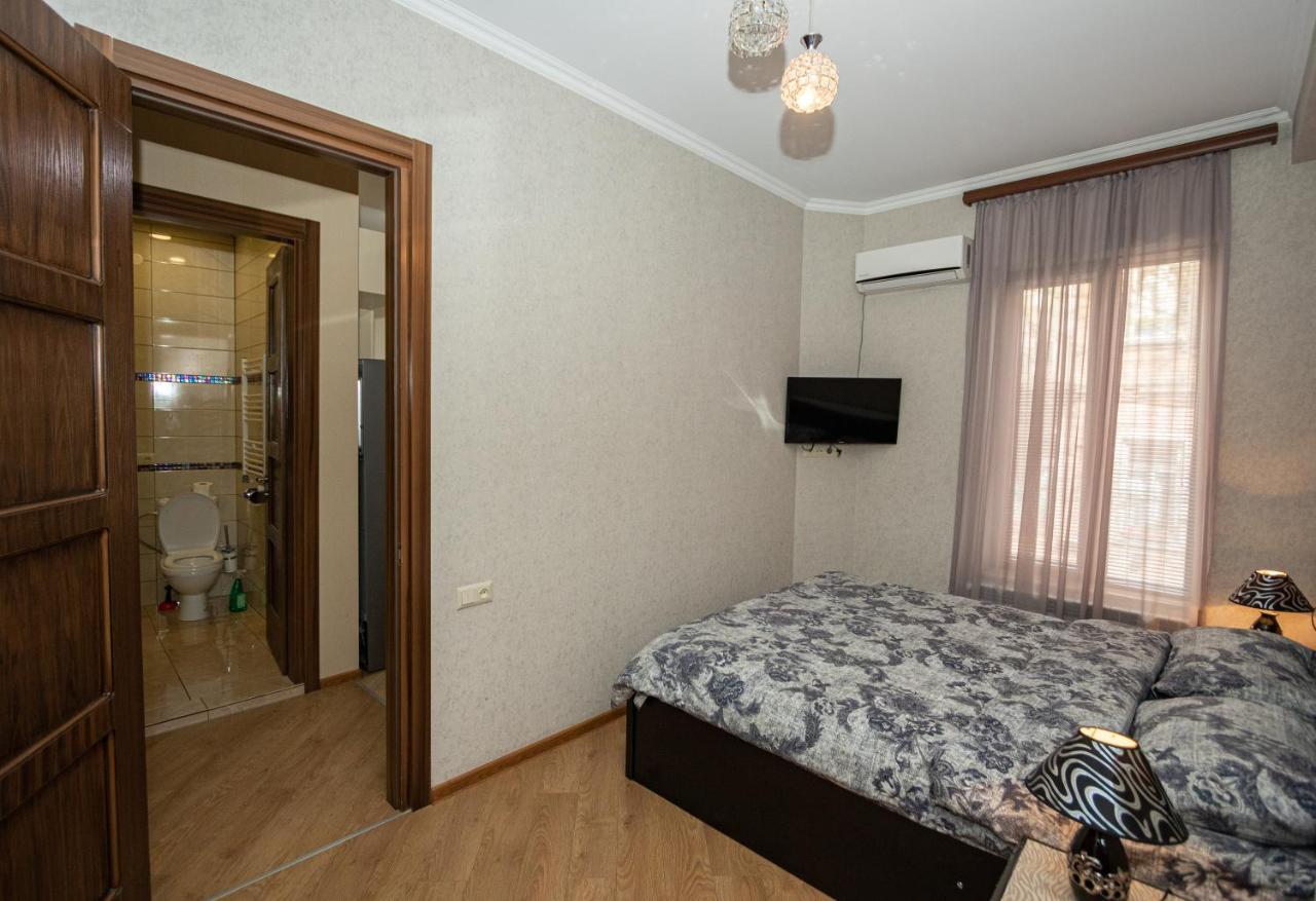 Brand New Apartment With Terrace Tbilisi Exterior foto