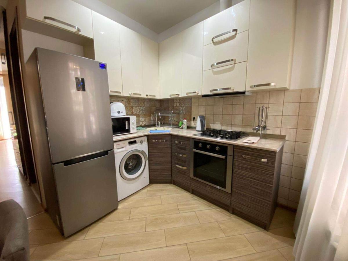 Brand New Apartment With Terrace Tbilisi Exterior foto